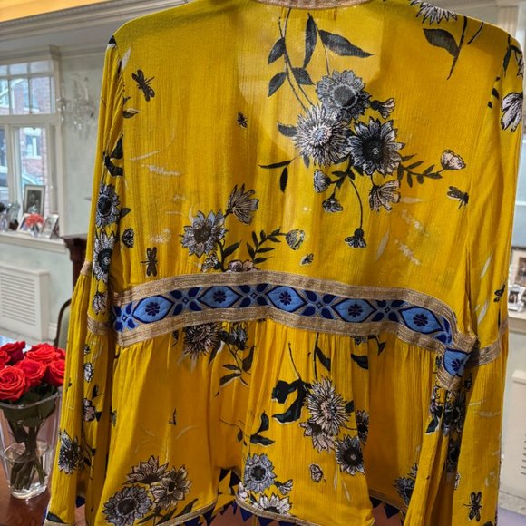 A & B Yellow, blue and gold floral "boho chic" open bell sleeve cardigan - Picture 4 of 9